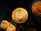 Bánh trung thu phủ vàng 24K giá 6 triệu đồng